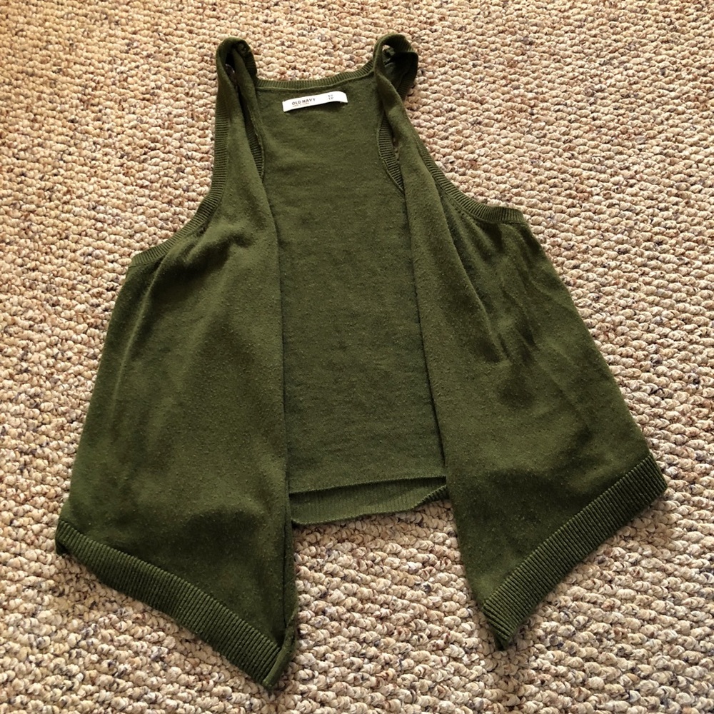 Olive green cropped vest